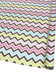 Подарочная дизайнерская бумага в листах 70см х 100см с рисунком "цветной зигзаг".